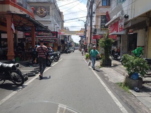 dishub_siantar_dinilai_belum_serius_alihkan_3_ruas_jalan