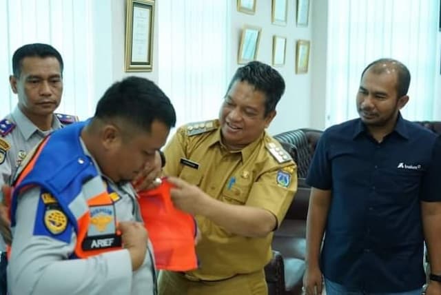 dishub_tebing_tinggi_terima_bantuan_csr_dari_pt_inalum