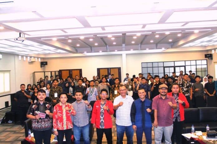 diskusi_publik_feskulin_fisip_usu_bawaslu_ajak_mahasiswa_kawal_pilkada
