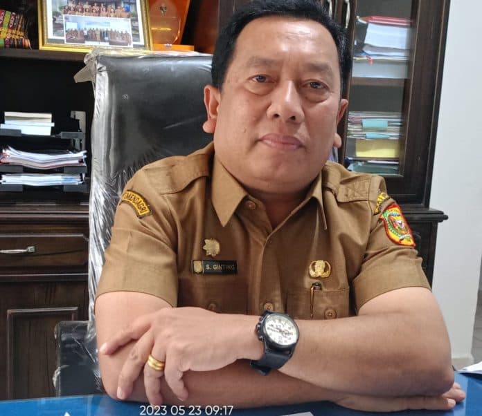 dispenda_dairi_reklame_rokok_sudah_sesuai_mekanisme