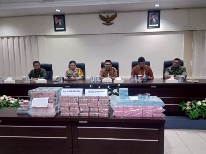 ditagih_kejari_medan_kontraktor_kembalikan_seluruh_uang_proyek_lampu_pocong