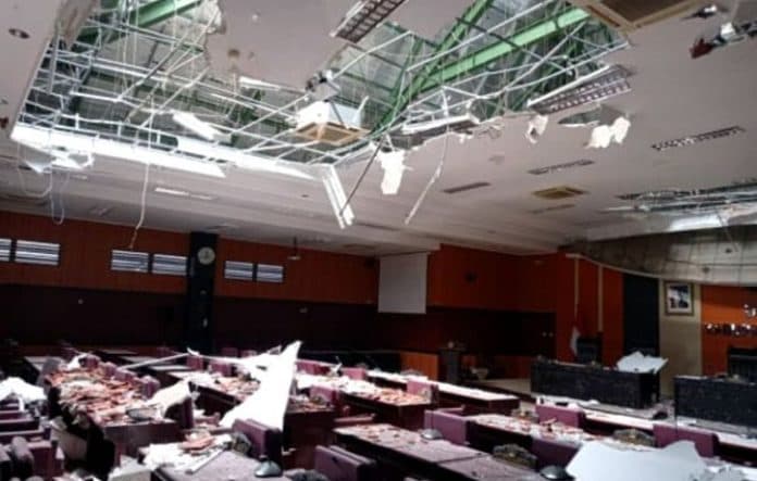 ditemukan_7_orang_korban_meninggal_akibat_gempa_malang