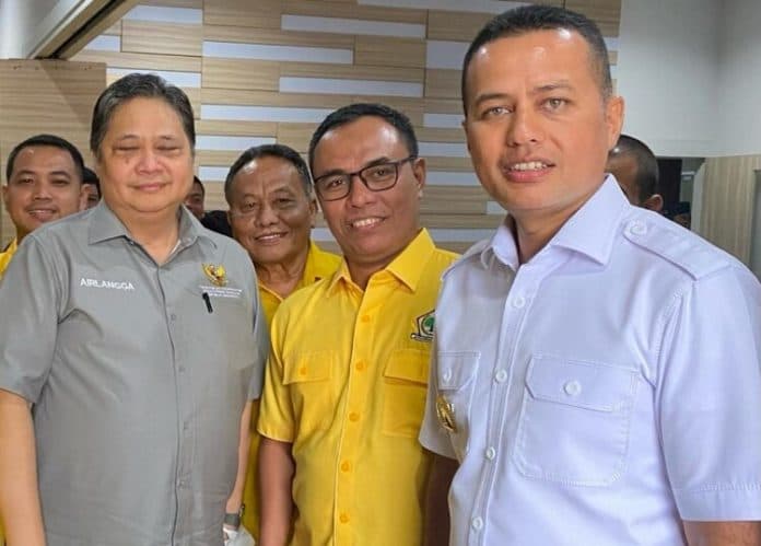 ditugaskan_maju_pilgubsu_golkar_ds_berjuang_menangkan_musa_rajekshah