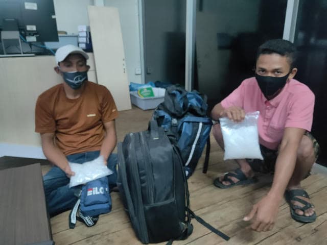 diupah_rp100_juta_bawa_sabu_2_penumpang_batik_air_tertangkap_di_kualanamu