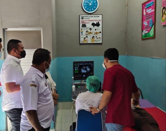 dokter_pakai_calo_urus_surat_izin_praktik_tanda_ada_sistem_yang_tak_beres