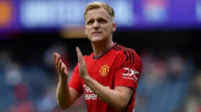 donny_van_de_beek_segera_bergabung_ke_girona