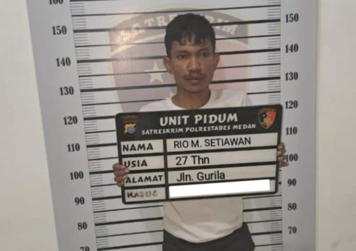 dor_penjambret_wanita_di_jalan_duyung_medan_area_tersungkur