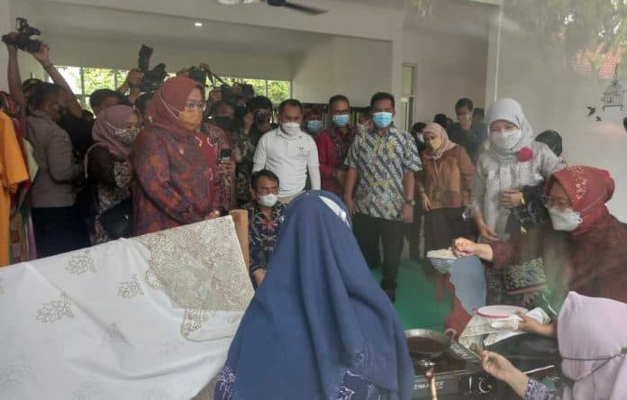 dorong_daya_saing_disabilitas_mensos_risma_resmikan_balai_kreasi_bogor