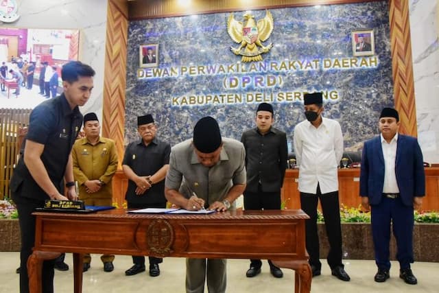 dprd_dan_pemkab_deli_serdang_setuju_kua_ppas_apbd_2023_rp43_t