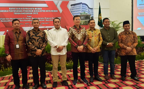 dprd_medan_bahas_program_kerja_2023_di_sibolangit