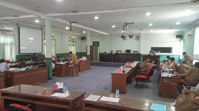 dprd_minta_pemko_siantar_tingkatkan_pad_di_2024