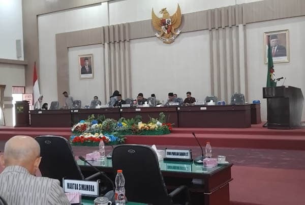 dprd_sampaikan_pokok_pikiran_hasil_reses_ke_pemkab_simalungun