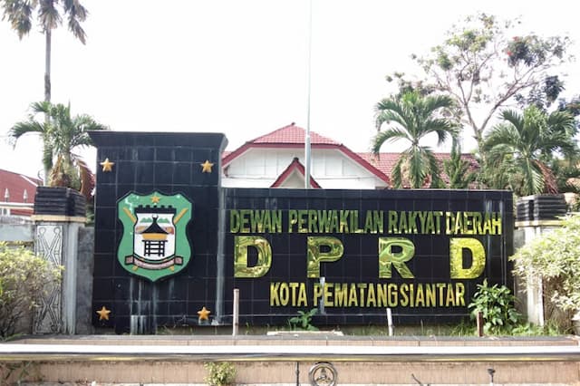 dprd_siantar_kembali_jadwalkan_rapat_paripurna_pembahasan_rapbd_2023