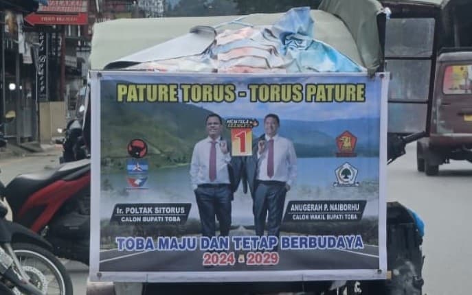 dprd_toba_petahana_curi_start_pakai_slogan_yang_sama_waktu_menjabat_dan_kampanye