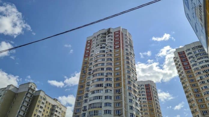 dua_drone_misterius_dijatuhkan_alat_rusia_di_dekat_moskow