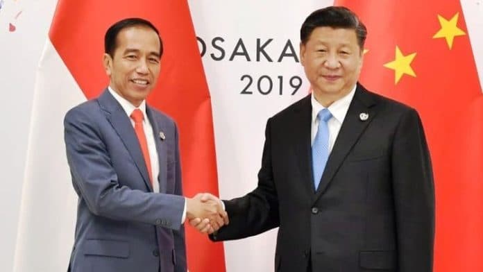 dua_hari_di_china_jokowi_dijadwalkan_berjumpa_xi_jinping_dan_pengusaha_besar