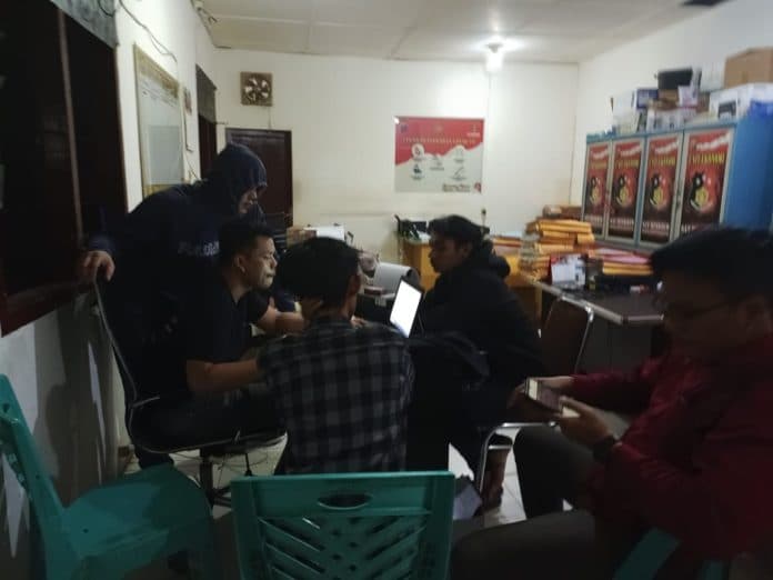 dua_mahasiswa_melapor_ke_polres_kasus_dugaan_penganiayaan_saat_aksi_unjukrasa_di_kejari_siantar