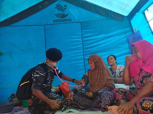 dua_pekan_banjir_di_asahan_tak_surut_warga_mulai_menderita_gatal_gatal_dan_diare