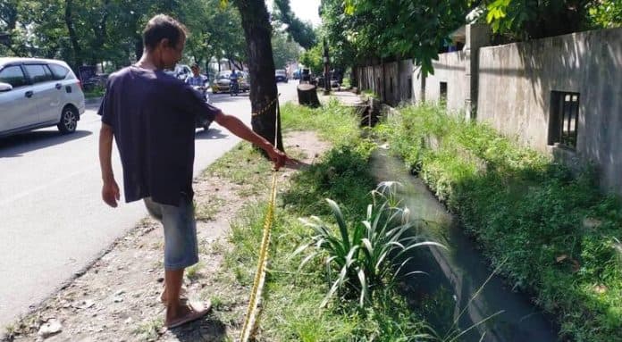 dua_pria_ditemukan_tewas_dalam_parit_di_depan_kantor_bsip_sumut