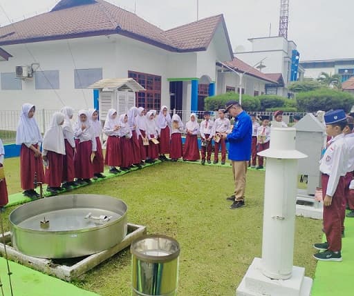 dua_ribu_lebih_siswa_di_medan_ikuti_edukasi_mitigasi_bencana