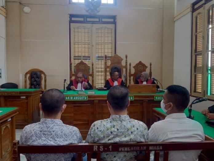 dua_terdakwa_divonis_bebas_kasus_penyalahgunaan_bbm_bersubsidi_jpu_ajukan_kasasi