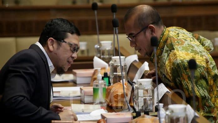 dugaan_kecurangan_kpu_dpr_akan_bahas_usai_reses