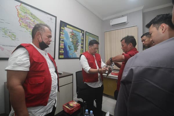 dugaan_korupsi_apd_covid_19_jilid_ii_kejati_sumut_pematangan_berkas