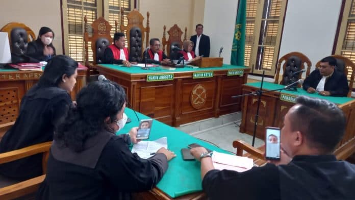 dugaan_penggelapan_rp57_miliar_pt_cinta_raja_sri_falmen_dituntut_4_tahun_penjara