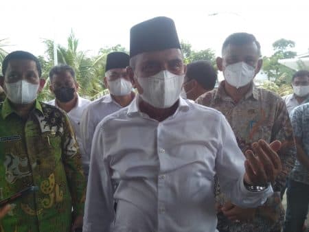 edy_rahmayadi_berang_proyek_jalan_parsoburan_batas_labura_asal_jadi