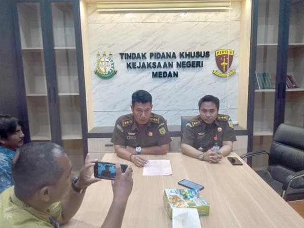 eks_rektor_uin_su_saidurrahman_akhirnya_ditangkap_di_medan