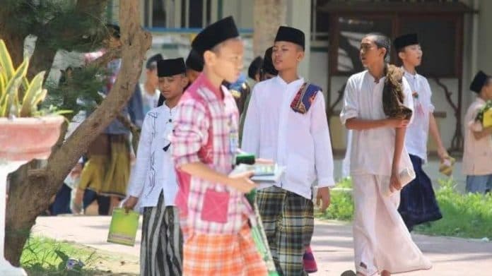 empat_cara_memilih_pesantren_yang_baik_dan_benar_untuk_anak