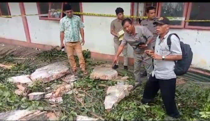 empat_siswa_sd_tertimpa_bangunan_tua_satu_siswa_meninggal_dunia