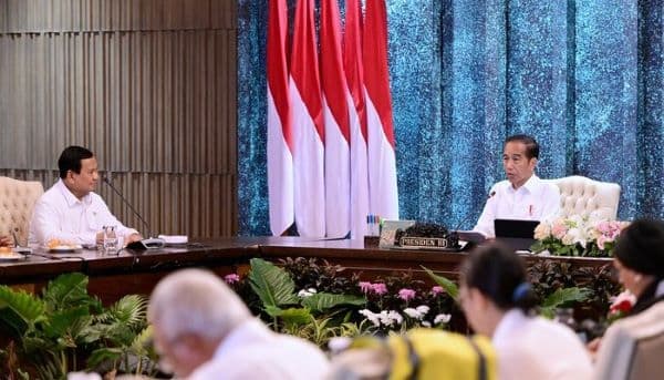 enam_pesan_jokowi_di_sidang_kabinet_jelang_transisi_ke_prabowo