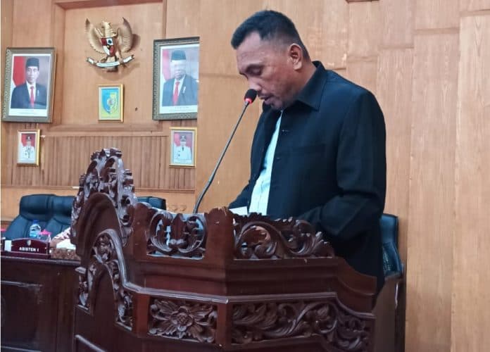 f_pks_dprd_batu_bara_beri_3_catatan_pada_kua_ppas_p_apbd_tahun_2022