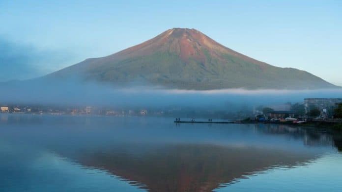 fenomena_130_tahun_terulang_kembali_gunung_fuji_tak_kunjung_bersalju