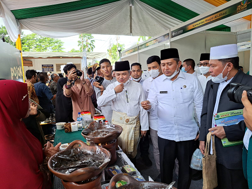 fesyah_sumut_2022_diharapkan_dongkrak_ekonomi_syariah