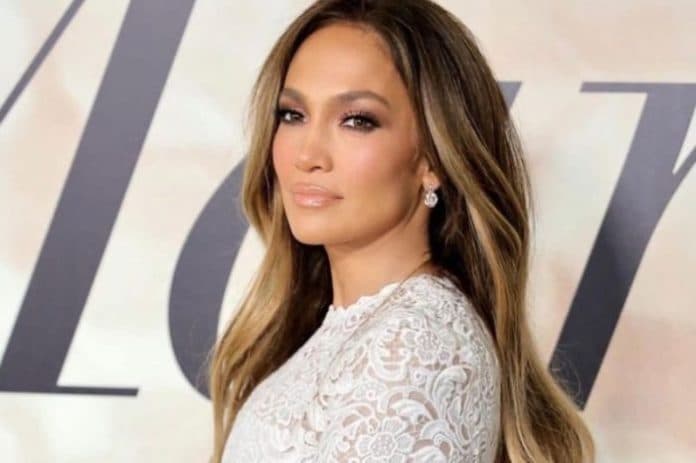 film_dokumenter_jennifer_lopez_jadi_pembuka_festival_film_tribeca_2022