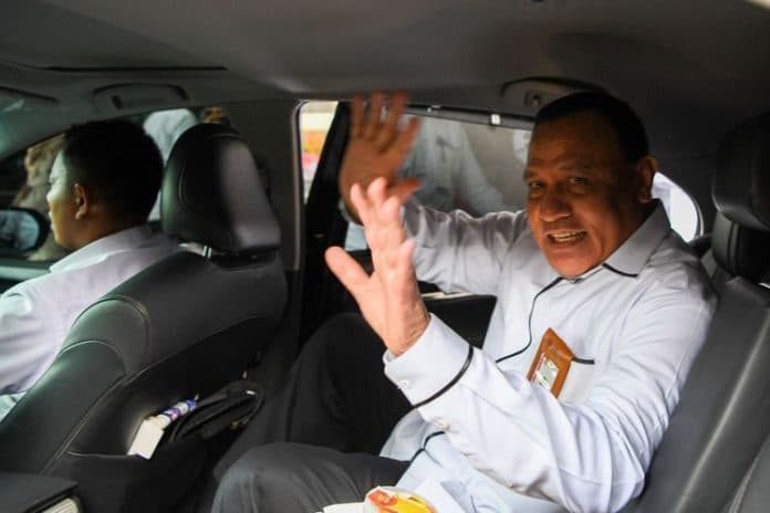 firli_bahuri_jalani_pemeriksaan_perdana_dugaan_pemerasan_eks_mentan_syl