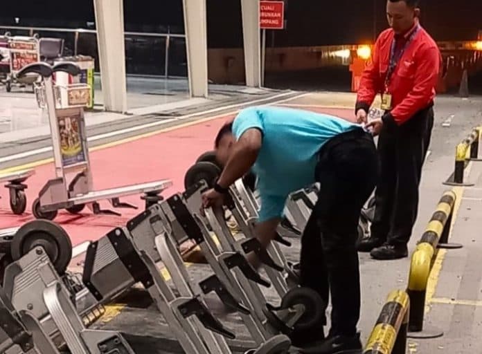 fokus_lensa_kala_kaki_dan_roda_troli_perlu_dirawat