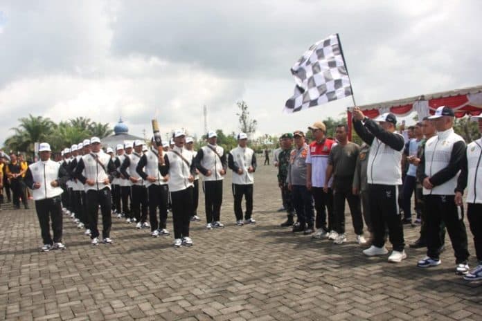 forkopimda_simalungun_lepas_kirab_api_pon_menuju_siantar