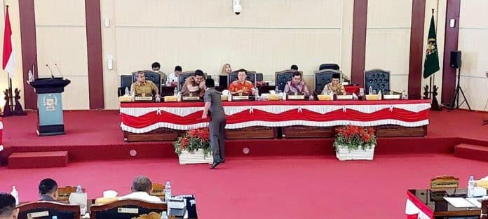 fraksi_gerindra_dprd_medan_minta_pemilik_toko_modern_wajib_pasarkan_produk_umkm
