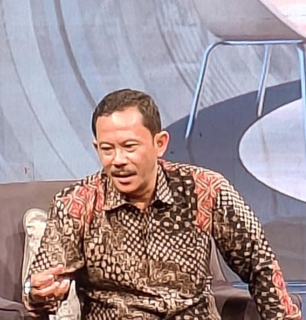 gadis_remaja_dirundung_netizen_gara_gara_nunggak_bayar_denda