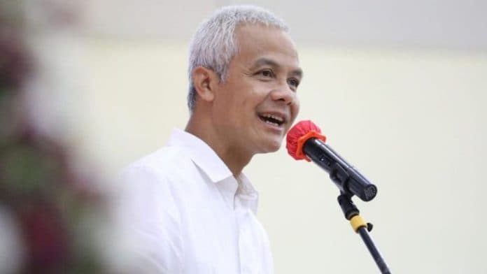 ganjar_pranowo_usulkan_pendidikan_digital_jadi_mata_pelajaran_wajib