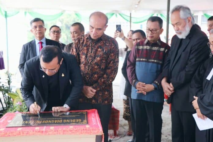 gedung_diagnostic_center_rsu_hkbp_balige_diresmikan_jadi_pusat_intervensi_jantung_radiologi_dan_laboratorium