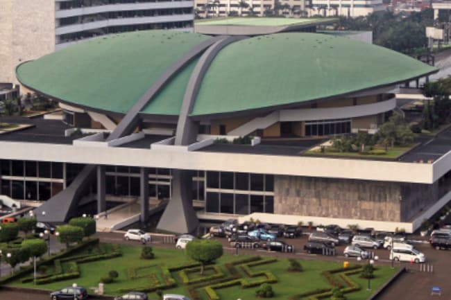 gedung_dpr_ri_dijual_rp2500_di_online_shop_ada_yang_mau_beli