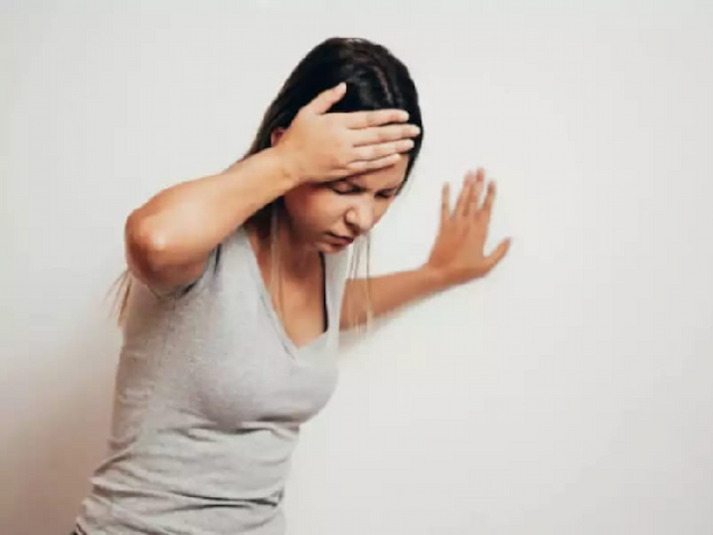 gejala_neurologis_covid_19_yang_muncul_sebelum_batuk_dan_demam