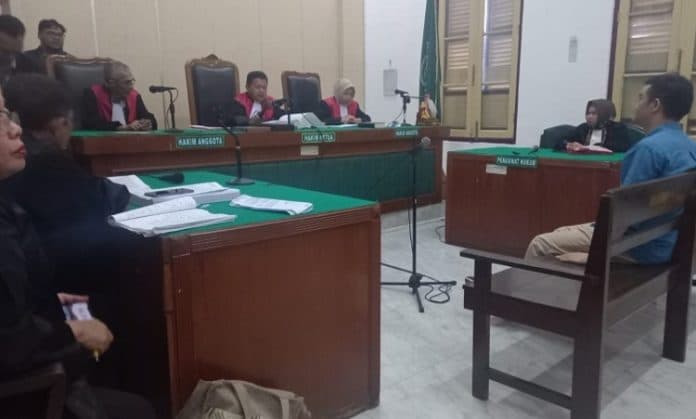 gelapkan_uang_pajak_kendaraan_samsat_samosir_acong_divonis_4_tahun
