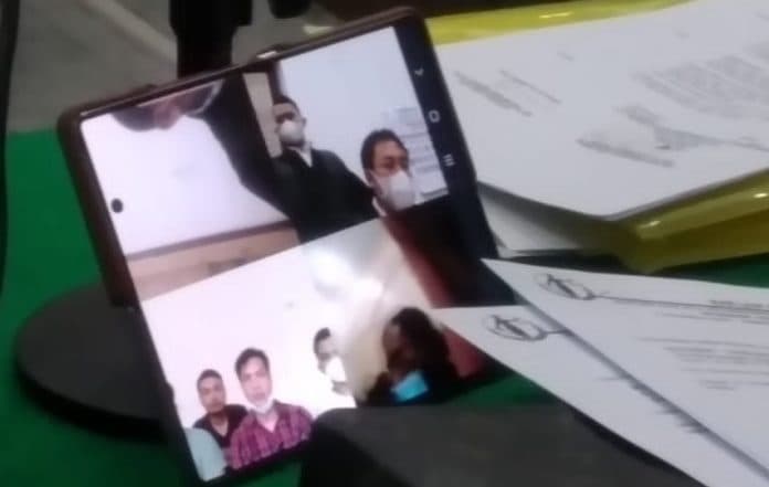 gelapkan_uang_rp650_juta_sitaan_barang_bukti_5_oknum_polisi_di_medan_diadili