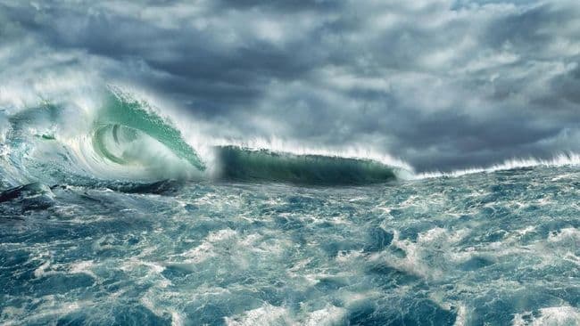 gelombang_tsunami_kecil_muncul_pasca_gempa_guncang_maluku
