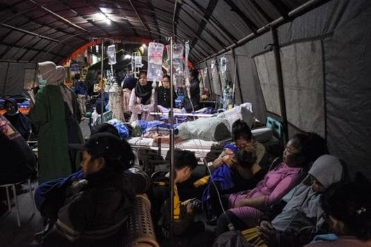 gempa_bumi_di_sumedang_berstatus_darurat_bencana_diberlakukan